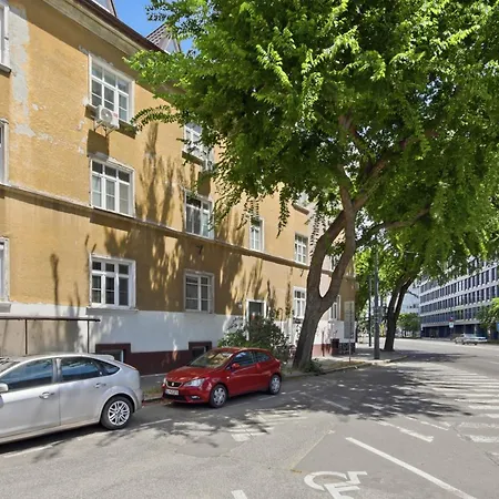 Boutique 1br In Downtown Διαμέρισμα Μπρατισλάβα